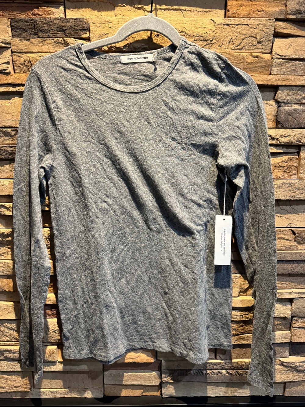 Perfectwhitetee gray long sleeve top NWT Size Small
